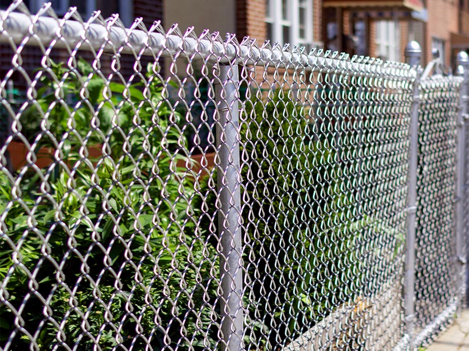 chain link fence contractor in the Idaho Falls area.