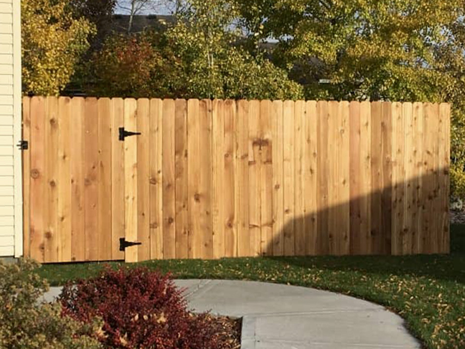 Blackfoot ID stockade style wood fence